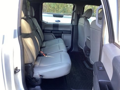Used 2022 Ford F250 XL w/ Power Equipment Group image 32