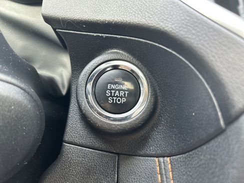 Used 2020 Subaru Crosstrek 2.0i Premium w/ Moonroof Package 2 image 31