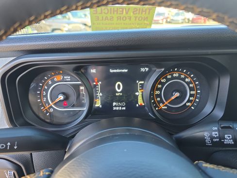 Used 2024 Jeep Wrangler Sport S image 31