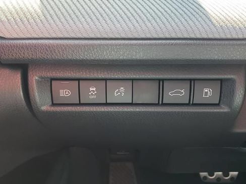 Used 2026 Toyota Camry SE FWD image 18