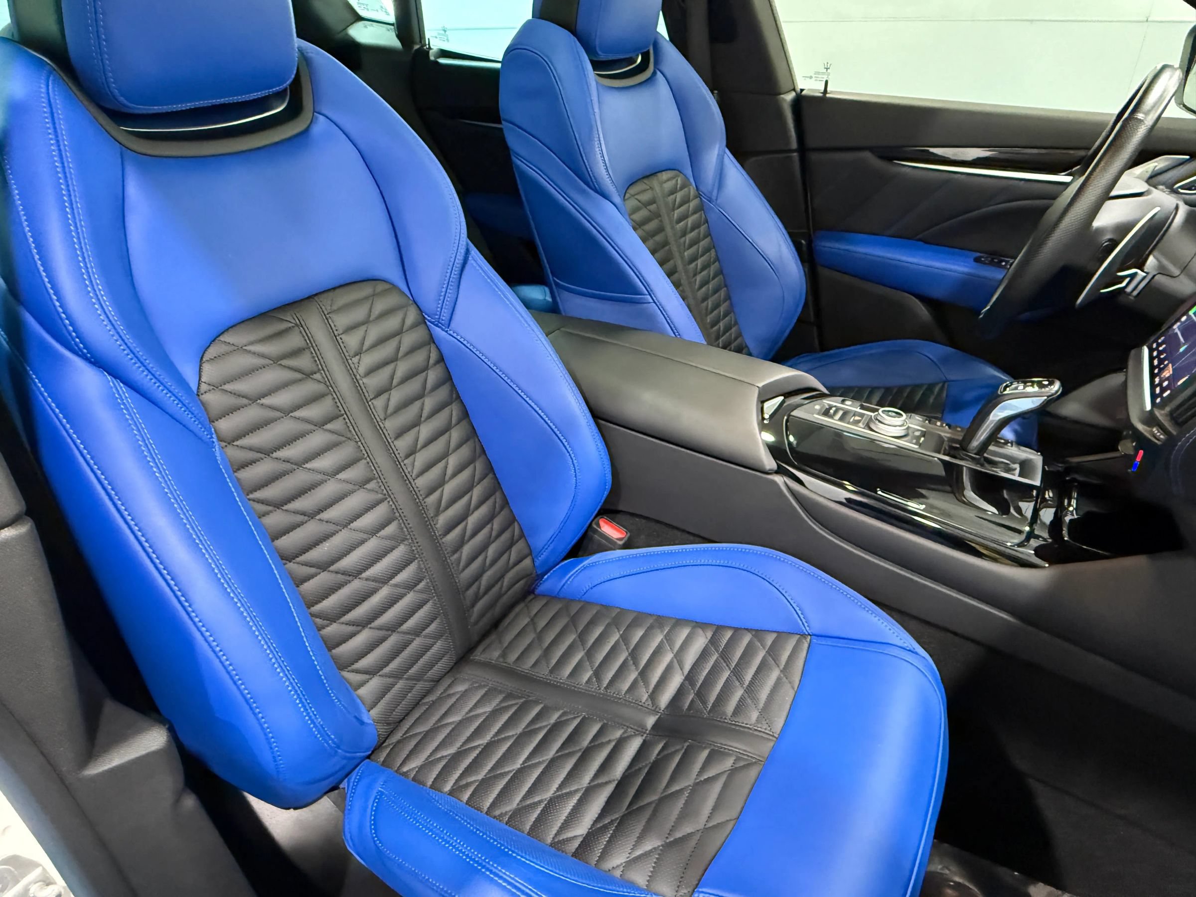Used 2023 Maserati Levante Modena S AWD/4WD image 32