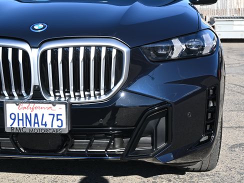 Used 2024 BMW X5 xDrive50e w/ M Sport Package AWD/4WD image 11