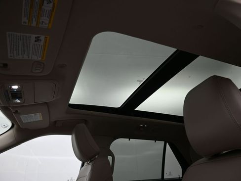 Used 2023 Ford Explorer Limited w/ Hybrid Equipment Group 310A image 17