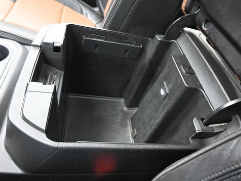 Used 2022 Chevrolet Silverado 2500 High Country w/ Safety Package II image 33