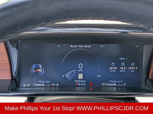 Used 2024 Lincoln Navigator Premiere AWD/4WD image 27