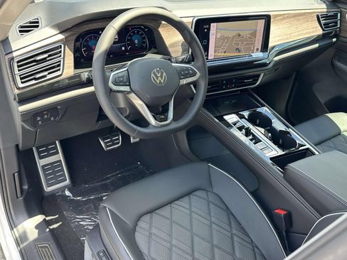 New 2026 Volkswagen Atlas SEL Premium R-Line AWD/4WD image 10