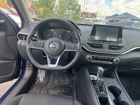 Used 2020 Nissan Altima 2.5 S FWD image 6