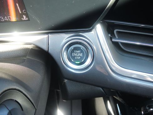 Used 2024 Chevrolet Trax ACTIV w/ Sunroof Package image 19