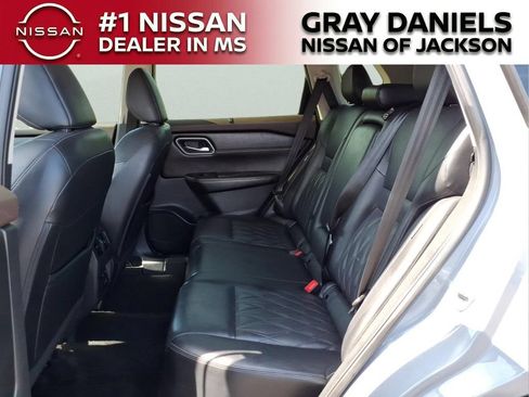 Used 2023 Nissan Rogue Platinum w/ Platinum Premium Package FWD image 26