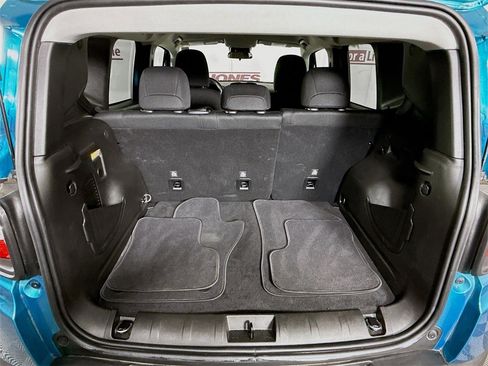 Used 2021 Jeep Renegade Sport w/ Sport Appearance Group image 27