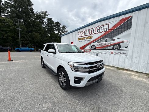 Used 2024 Ford Expedition Limited RWD image 1