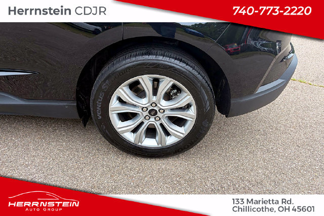 Used 2023 Ford Edge Titanium AWD/4WD image 26