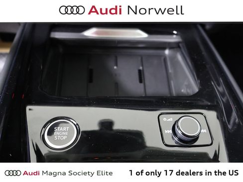 New 2026 Audi Q3 quattro 2.0T AWD/4WD image 3