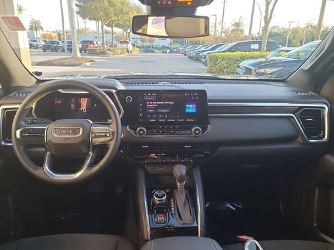 Used 2024 GMC Canyon Elevation w/ Convenience Package image 21