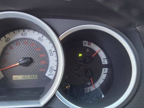 Used 2013 Toyota Tacoma PreRunner w/ TRD Sport Pkg image 18