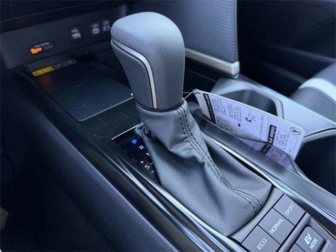 New 2026 Toyota Camry SE image 17