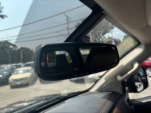 Used 2017 Nissan Titan Platinum Reserve image 31