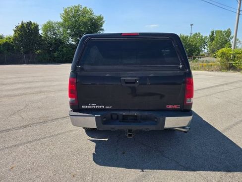 Used 2012 GMC Sierra 1500 SLT w/ LPO, Deluxe Chrome Package AWD/4WD image 4