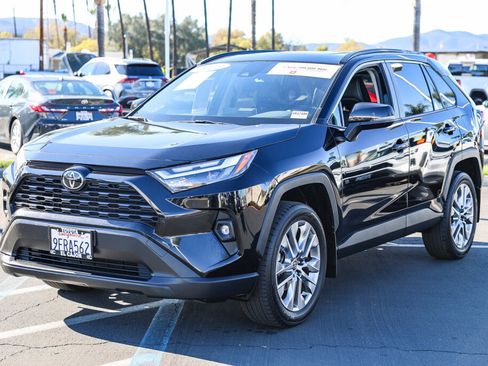 Certified 2023 Toyota RAV4 XLE Premium image 17