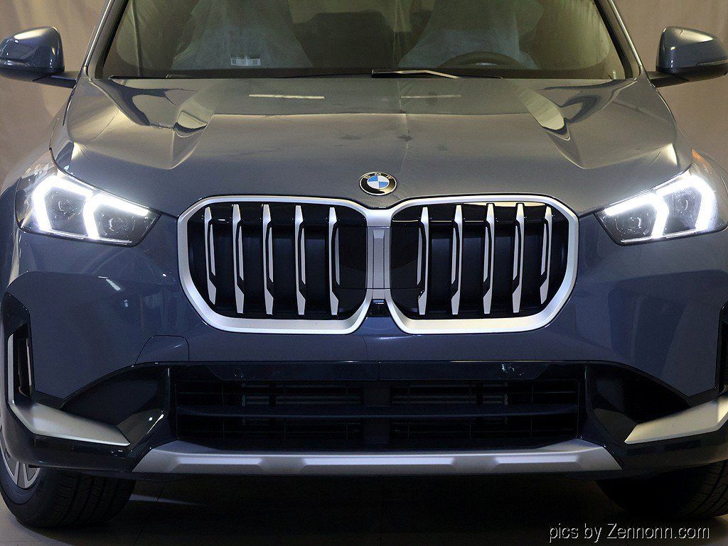 New 2027 BMW X1 xDrive28i AWD/4WD image 6