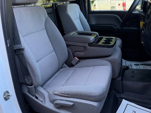 Used 2018 Chevrolet Silverado 1500 W/T w/ WT Fleet Convenience Package AWD/4WD image 12
