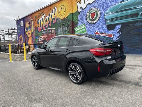 Used 2017 BMW X6 M image 3