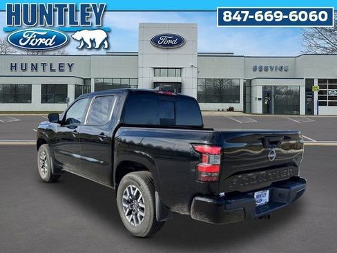 Used 2024 Nissan Frontier SL w/ Technology Package image 6