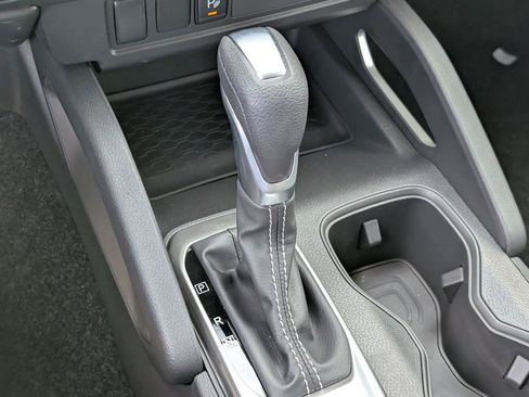 New 2025 Nissan Frontier SV image 18