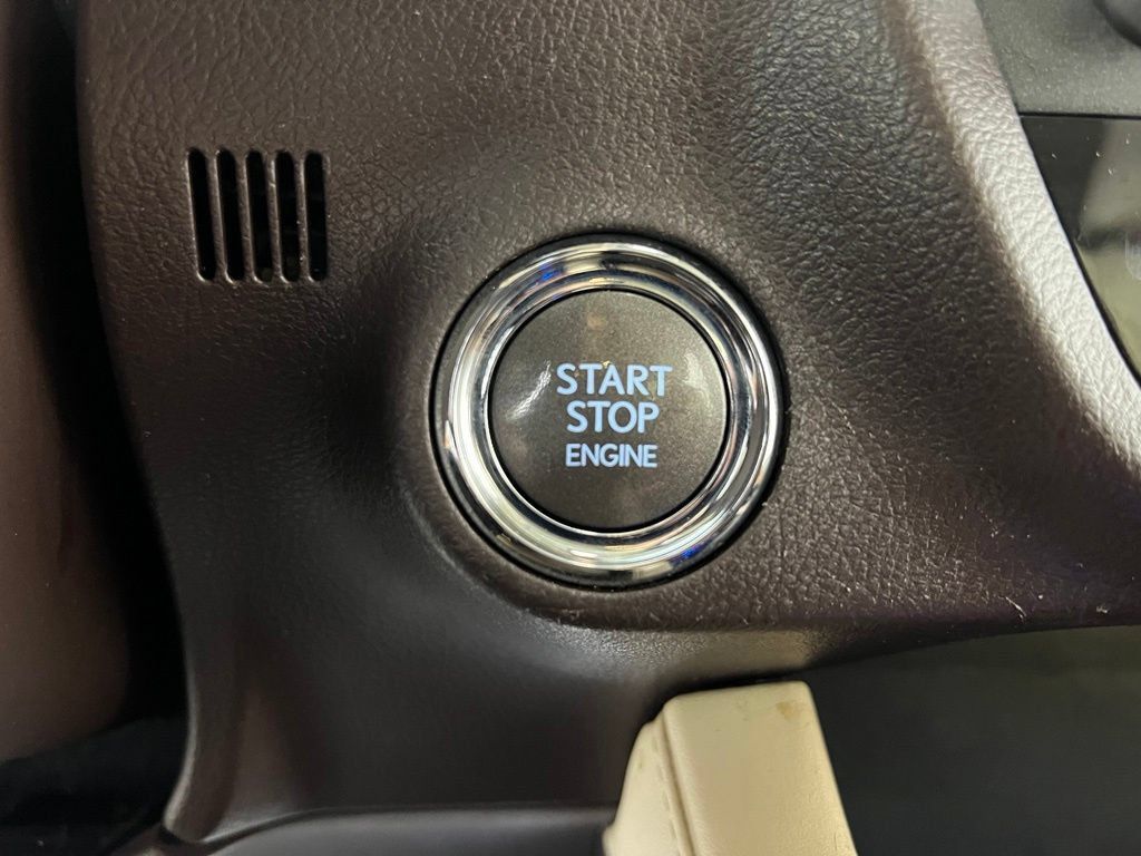 Used 2018 Lexus RX 350L AWD image 33
