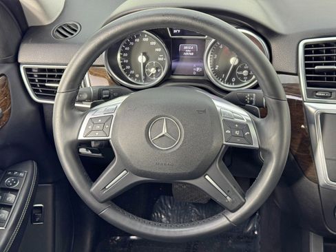 Used 2014 Mercedes-Benz ML 350 ML 350 w/ Premium & Sport Pack image 20