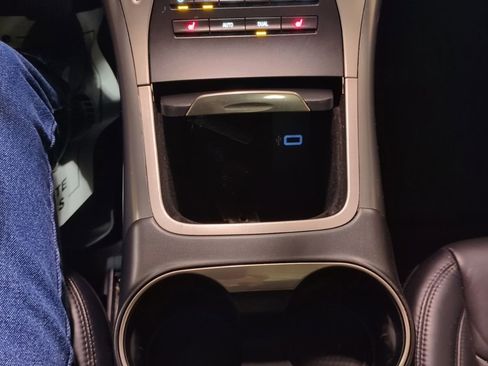 Used 2017 Lincoln MKX Select w/ Select Plus Package image 20