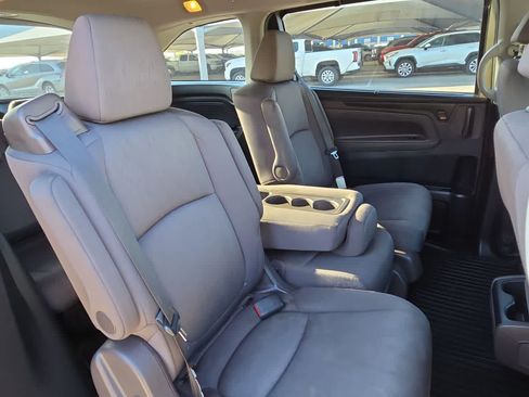 Used 2019 Honda Odyssey EX image 17