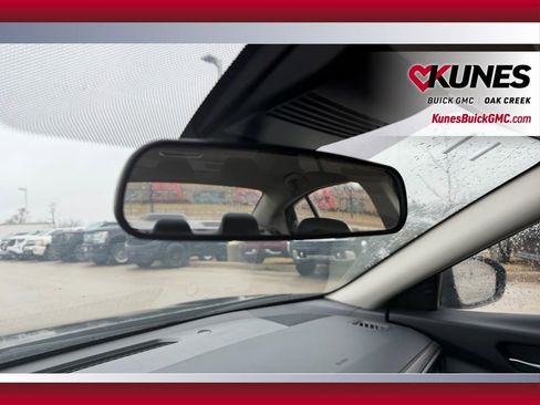 Used 2025 Nissan Altima 2.5 SV FWD image 17