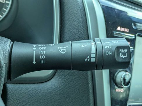 Used 2024 Nissan Murano SV w/ SV Midnight Edition Package AWD/4WD image 18