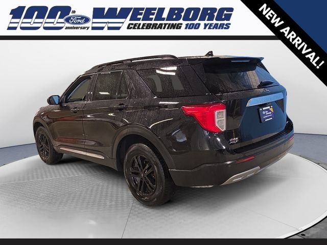 Certified 2023 Ford Explorer XLT w/ Equipment Group 202A AWD/4WD image 3