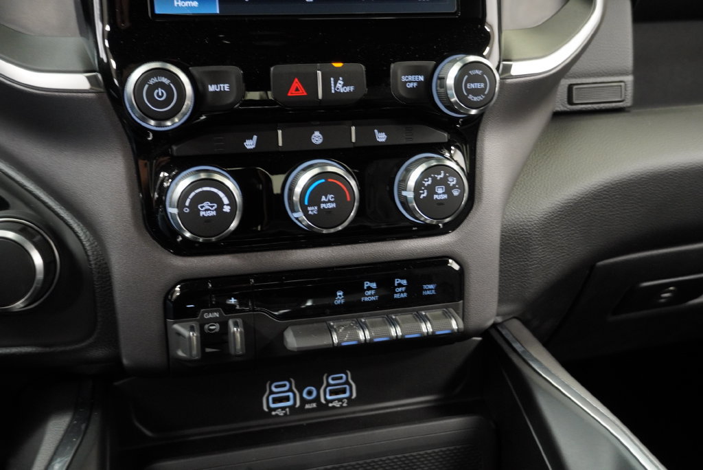 New 2026 RAM 1500 Big Horn AWD/4WD image 23