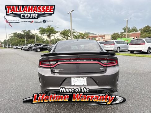 Used 2023 Dodge Charger R/T w/ Plus Group RWD image 4