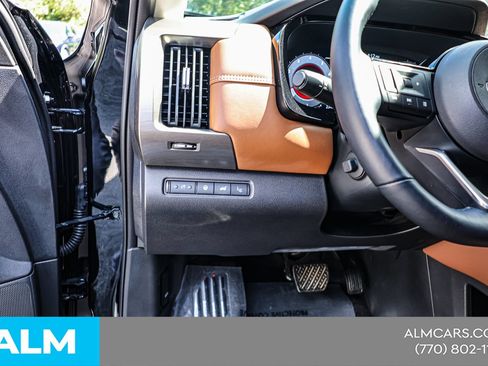 Used 2025 Nissan Pathfinder Platinum w/ Cargo Package FWD image 20