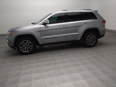 Used 2021 Jeep Grand Cherokee Limited AWD/4WD image 2