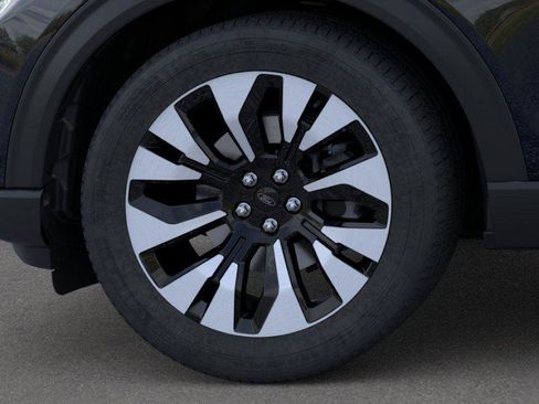 New 2026 Ford Explorer Platinum AWD/4WD image 19