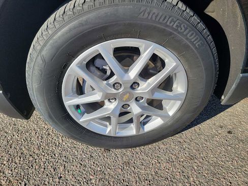 Used 2023 Chevrolet Equinox LT AWD/4WD image 10