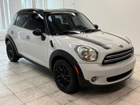 Used 2016 MINI Cooper Countryman FWD image 1
