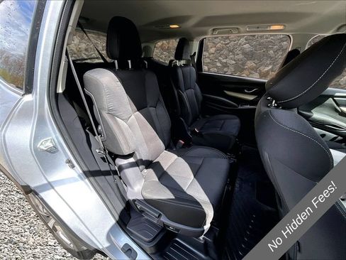 Used 2022 Subaru Ascent Premium w/ Convenience Package AWD/4WD image 20