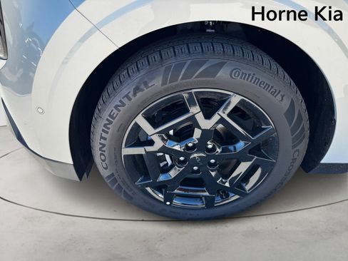 New 2026 Kia Carnival SX w/ SX Dark Edition Package image 7