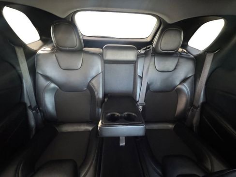 Used 2020 Jeep Cherokee Latitude Plus image 17