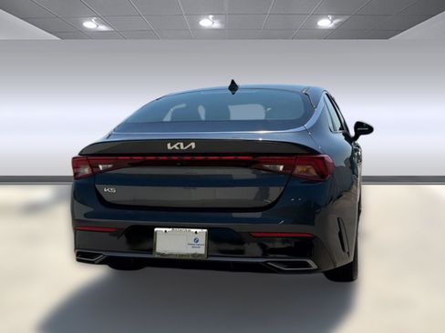 Used 2023 Kia K5 LXS FWD image 9