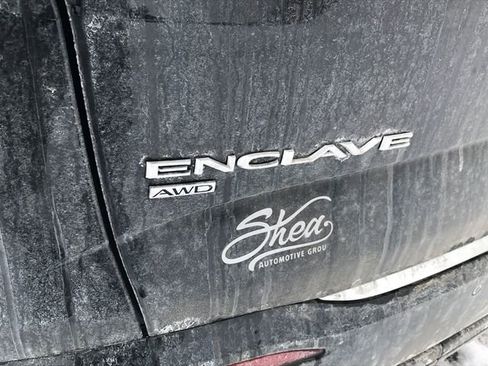 Used 2024 Buick Enclave Avenir w/ Avenir Technology Package image 10