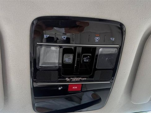 Used 2025 Hyundai Santa Fe Calligraphy FWD image 44