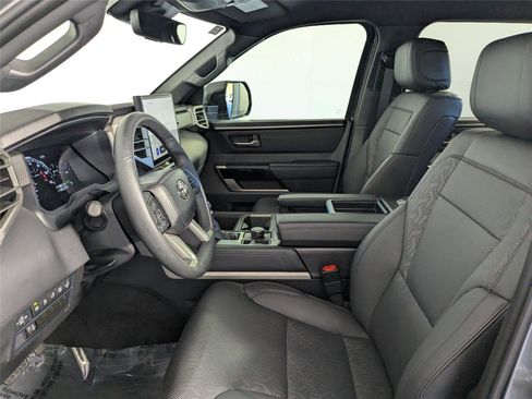 Used 2025 Toyota Tundra Limited image 11