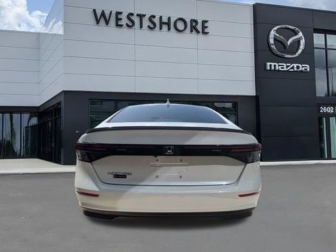 Used 2023 Honda Accord EX image 4